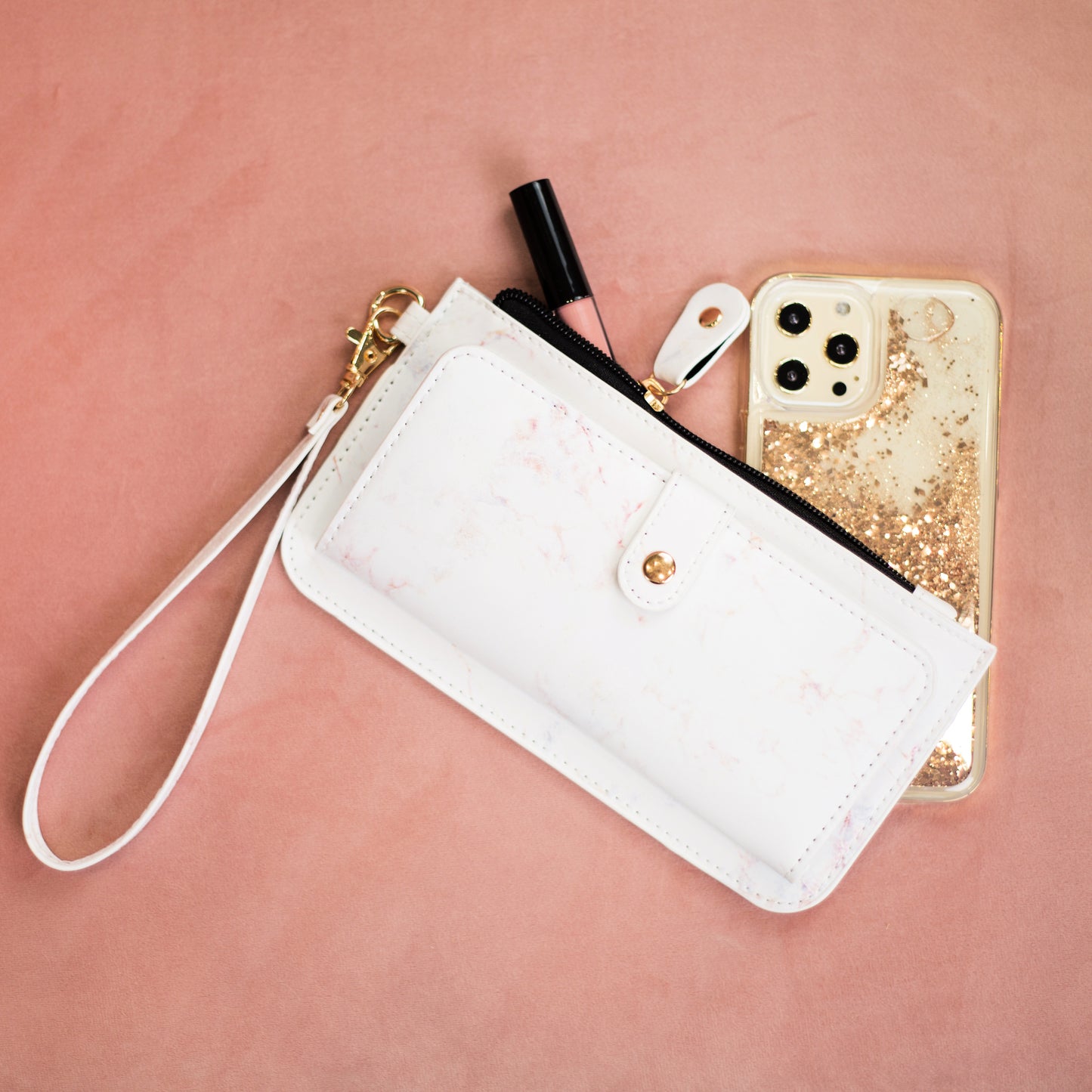 Bella Wristlet Credit Card Zipper Wallet