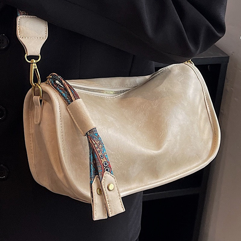 Aspen Handbag | Pattern Strap