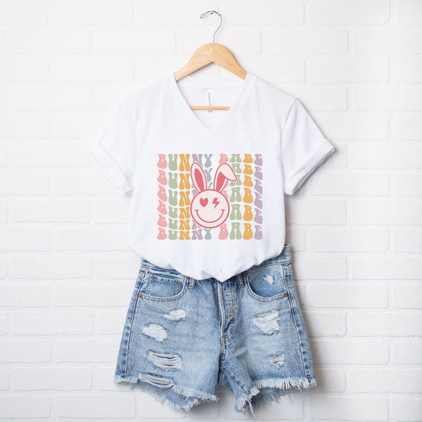 Bunny Babe Smiley Face Graphic V-Neck Tee