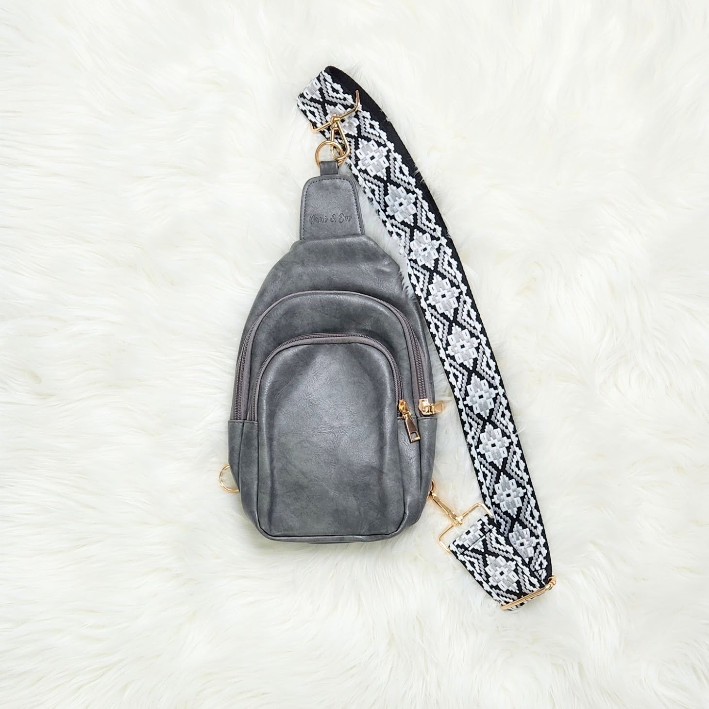 ★MCLANEE★ Dani cross bag danie ☆MCLANEE☆ Dani cross bag danie Dani Leather Crossbody Bag
